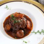 牛肉のワイン煮込み