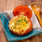 余ったミートソースで「トマトのミートソース詰め焼き」