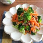 緑黄色野菜を食卓に◎ブロッコリーとにんじんのコンソメ炒め