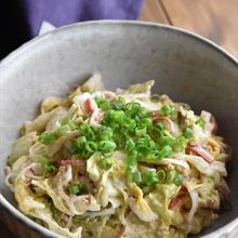 【白菜とカニカマのごまマヨサラダ】やめられない美味しさ！