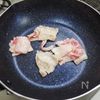 海老と豚肉の玉子もやし炒めの工程1