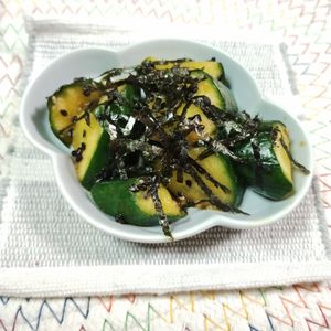 M＊Pの作ってみた!投稿(3分できゅうり救済メニュー！きゅうりの磯和え)