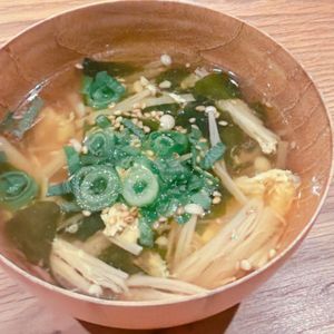 ミルクの作ってみた!投稿(【腸活＆温活レシピ】わかめとえのきのかき玉中華スープ)