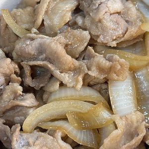 mocoの作ってみた!投稿(豚こまで照りマヨ豚丼の具・作り置きにも♪)