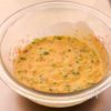 【うす焼き納豆オムレツ】混ぜて焼くだけ！包まず簡単♪の工程1