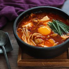 罪悪感なし！止まらない美味しさ【旨辛スンドゥブチゲ麺】