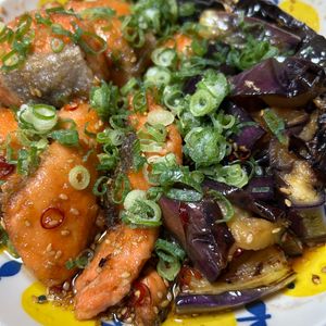 ゆくゆくの作ってみた!投稿(『鮭と茄子の胡麻南蛮』ご飯もお酒も進む！簡単魚料理♡)