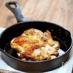 ガツンと焼いてガツンと食べよう「スキレットで照り焼きチキン」