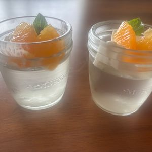 こむぎの作ってみた!投稿(さっぱりレモンゼリー【ヨーグルトクリーム乗せ】)