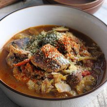 【とにかく旨味が凄い！】さば缶で作る絶品アクアパッツァ