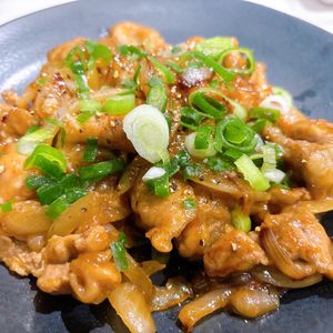 ねこまりも🐈‍⬛の作ってみた!投稿(ご飯もお酒も進む♡『豚肉と大葉の甘酢漬け』簡単めちゃうま🥰)