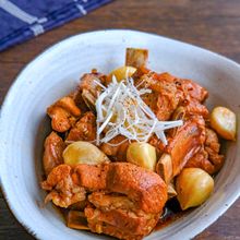 煮るだけ簡単!!スペアリブとホクっとにんにくのさっぱり煮