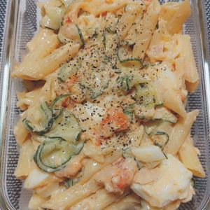 よっこの作ってみた!投稿(玉子とツナマヨのとろとろこってりマカロニサラダ😘🥗)