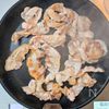 カリカリ豚と焼きキャベツの和風レモンだれ│ワンパンで簡単！の工程4