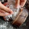 揚げずに簡単！カリッとふわふわ【カレイの唐揚げトマトポン酢】の工程3