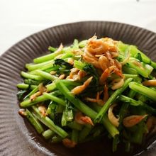 蕪菜を捨てないで！
蕪菜と桜えびのオイスター炒め