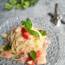 桃とフルーツトマトで至福の冷製パスタ