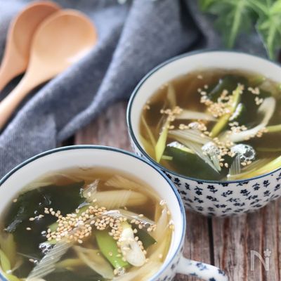 5分で完成！さっぱり美味しい♡わかめとねぎの和風スープ