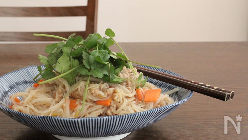 パクチーたっぷり 焼きビーフン By 福原ゆり レシピサイト Nadia ナディア プロの料理家のおいしいレシピ