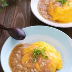 とろっと美味しい♪かにかまあんかけ中華オムライス