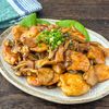 こってり♪【鶏むね肉と舞茸のコクうまバター醤油】の工程3