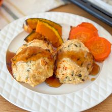 ふっくらジューシー！鶏ひき肉と厚揚げの和風ハンバーグ