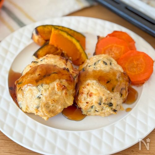 ふっくらジューシー!鶏ひき肉と厚揚げの和風ハンバーグ