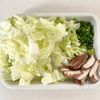 【白菜のごま味噌豆乳スープ】濃厚豆乳スープ♪の工程1