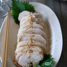 レンジで簡単！罪悪感なくお箸が進む♡【鶏ムネチャーシュー】