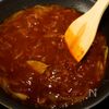 肉汁溢れる！幸せ煮込みハンバーグの工程5