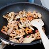『れんこんときのことレタスのシーザーサラダ』お手軽ドレ♪の工程2