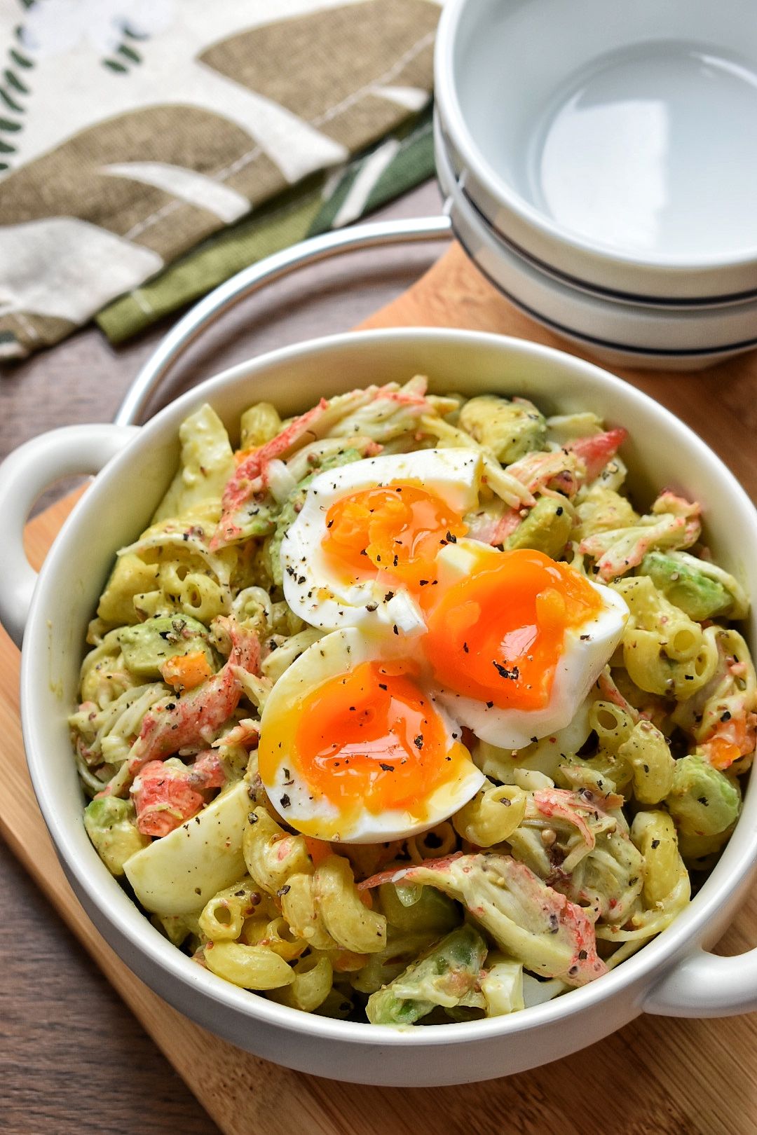 アボカドと卵のハニマスマカロニサラダ】おかわりが止まらず