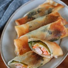 えびと大葉のチーズ春巻き