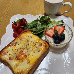 ナムディの作ってみた!投稿(とろ〜り卵が美味しい♡カルボナーラ トースト♡)