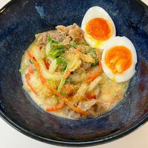 (・∀・)コロンの作ってみた!投稿(【豆乳胡麻みそ担々うどん】白菜たっぷり！)