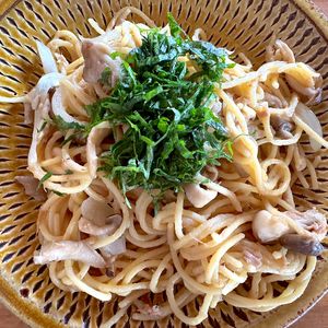 ponnsukeの作ってみた!投稿(大葉とツナときのこの和風パスタ)