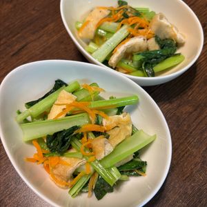 なつの作ってみた!投稿(レンジで5分！【小松菜の鶏がらお浸し】胡麻油香る♩)