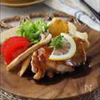 【レモンバターチキンステーキ】コク旨ソースが絶品。