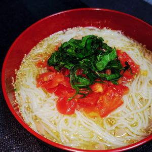 ヴェルの作ってみた!投稿(【汁まで飲み干す！トマトとツナの旨スープそうめん】簡単絶品！)