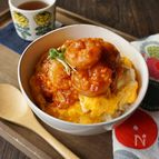 ふわとろ卵のエビチリ丼