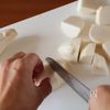 里芋の揚げ出し　生姜あんの工程1