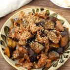 15分で完成♪ご飯がすすむ【豚こま肉となすのケチャップ炒め】