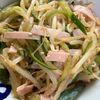 tomo🤗の作ってみた!投稿(5分で簡単!もやしときゅうりとハムの中華サラダ)