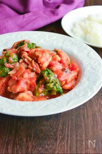 我が家の愛されレシピ『鶏肉のトマト煮込み』