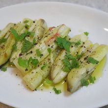 「焼きなすのミント和え」