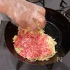 カリッとホクホク！ハッシュドビーフポテト🥔✨の工程3