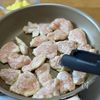 【ご飯泥棒♡︎むね肉とじゃがいもの韓国風ケチャップ炒め】の工程3
