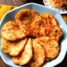 豆腐350g使用!鮭と枝豆のふわふわ豆腐焼き