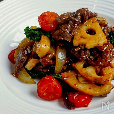 【牛肉のたっぷり黒胡椒炒め】ピリ辛アクセントがやみつきに。