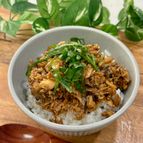 簡単！冷凍骨取りさばで作る【さばフレーク丼】